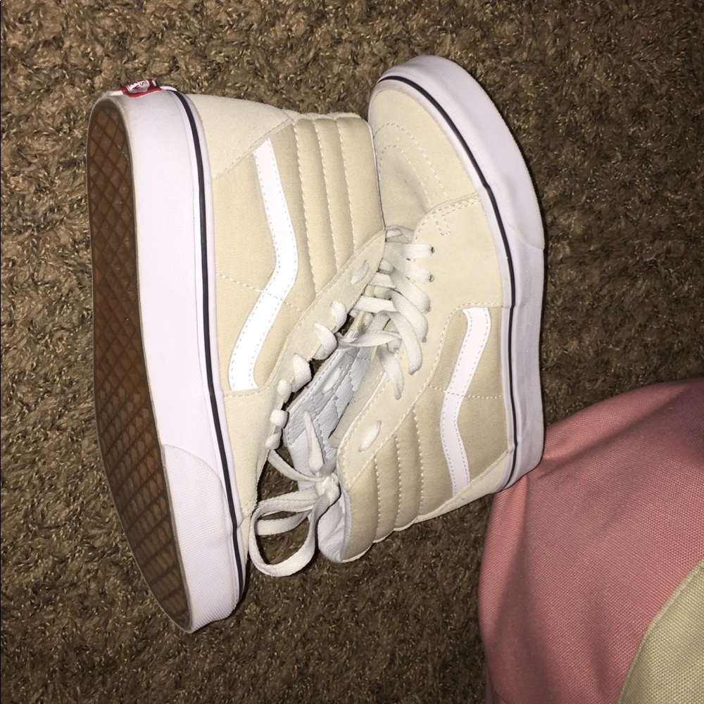 Vans - Picture 3 of 4